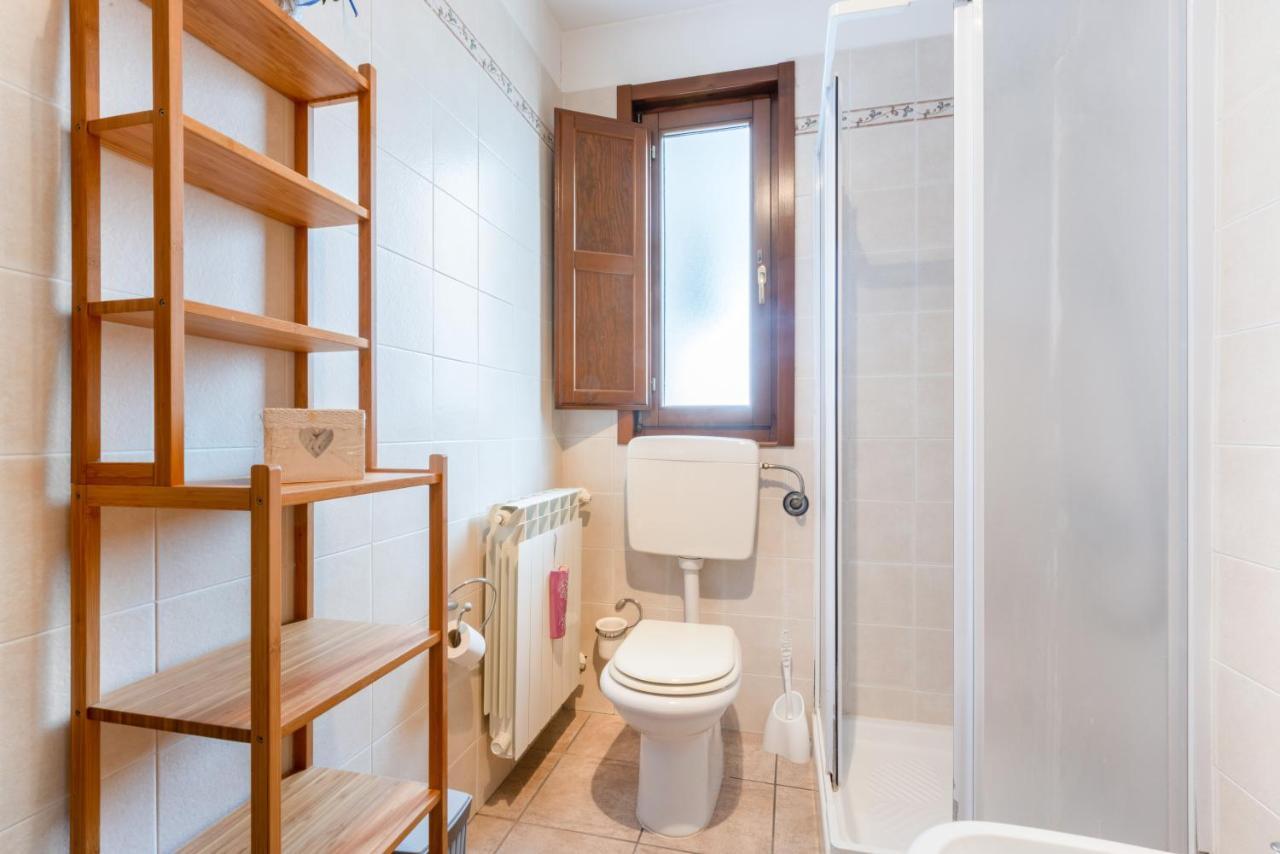 Apartament Lecce Colorful Flat With Terrace & Parking Zewnętrze zdjęcie